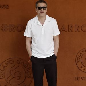 De son côté, celui qui s'est séparé de Marion Cotillard mais qui a fait une apparition des plus complices avec elle au Festival de Cannes a choisi une approche plus estivale

Guillaume Canet lors des Internationaux de France de Tennis de Roland Garros 2026, à Paris, France, le 7 juin 2026. © Jacovides-Moreau/Bestimage