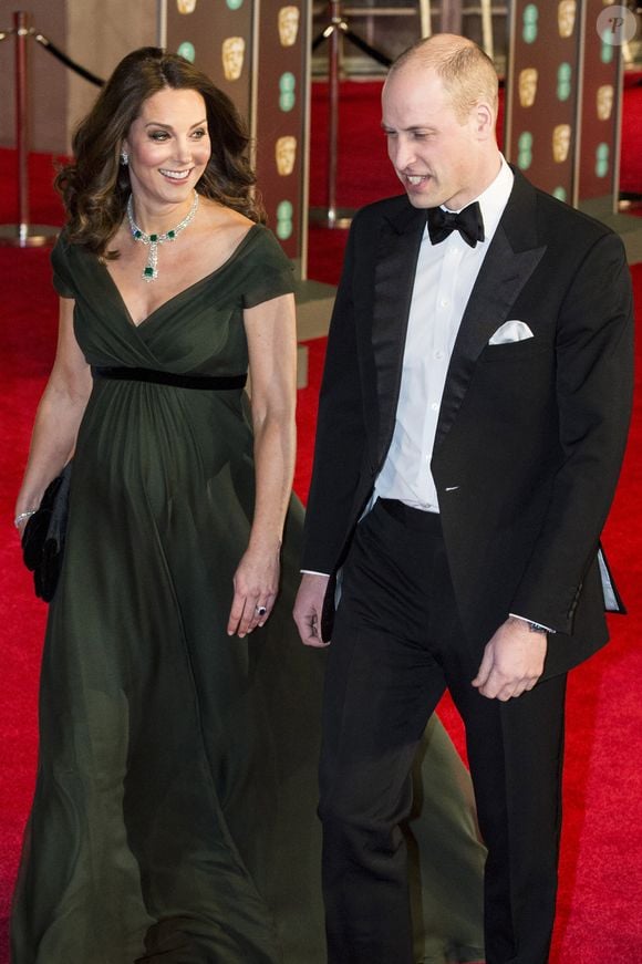 A  nouveau, la princesse de Galles sera donc absente de cette célèbre cérémonie.
Le prince William, duc de Cambridge, et Catherine (Kate) Middleton, duchesse de Cambridge, (enceinte), à la 71ème cérémonie des British Academy Film Awards (BAFTA) au Royal Abert Hall à Londres, le 18 février 2018.
© Ray Tang via Zuma Press/Bestimage