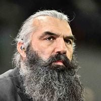 L'autre vie de Sébastien Chabal : Après avoir brillé sur les terrains de rugby, il se lance dans un business avec un champion du monde