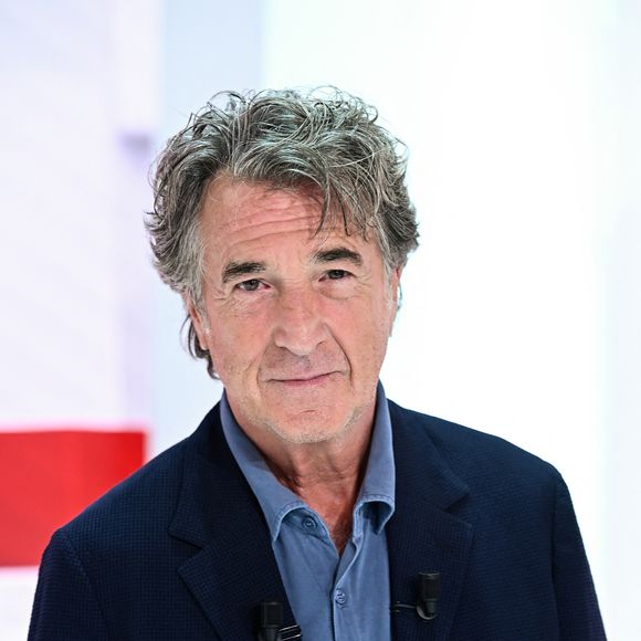 François Cluzet est un visage emblématique du cinéma français

Exclusif - François Cluzet - Enregistrement de l'émission "Vivement Dimanche" au Studio Gabriel à Paris, présentée par M.Drucker et diffusée sur France 3
© Guillaume Gaffiot / Bestimage