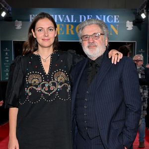 Pour la montée des marches, sa fille Nelly était présente

Daniel Auteuil et sa fille Nelly Auteuil lors de la 6ème édition du festival Cinéroman à Nice le 4 octobre 2024. © Domnique Jacovides - Bruno Bebert / Bestimage
