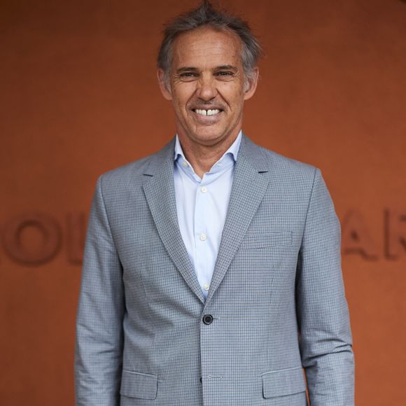 Paul Belmondo dans les tribunes des Internationaux de France de tennis de Roland Garros 2024 à Paris © Jacovides-Moreau/Bestimage