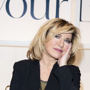 En interview pour "Purepeople", elle revient sur cette élimination précoce.

Natacha Amal lors de l'inauguration du premier pop up store Amäy organisé par yourBond.shop à Paris le 4 avril 2023.

© Pierre Perusseau / Bestimage