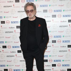 Toutefois, le chanteur se dit ravi de recevoir ce trophée d'honneur. 

Eddy Mitchell (Trophée d'honneur Accuracy) - 31ème cérémonie des Trophées du film français à l'hôtel Intercontinental à Paris le 6 février 2024.  © Coadic Guirec/Bestimage