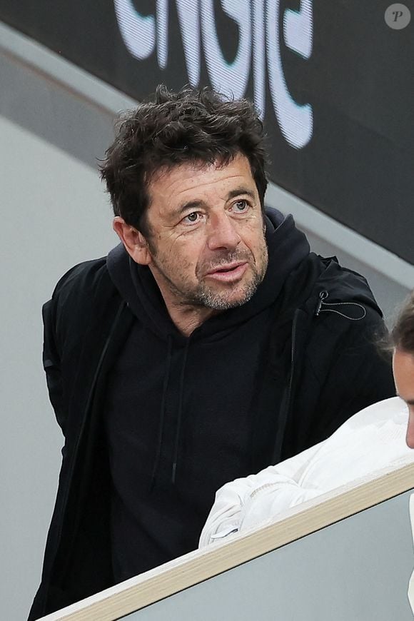Patrick Bruel dans les tribunes des Internationaux de France 2024 à Roland Garros le 27 mai 2024 à Paris, France. Photo par Nasser Berzane/ABACAPRESS.COM