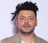 Il explique : "Elle ne peut pas aller au resto comme ça sans avoir son espèce de manager/surveillante avec elle tout le temps". 

Kev Adams - Première du film "L'infiltrée" au cinéma Pathé Palace de Paris le 2 février 2026. © Denis Guignebourg/Bestimage