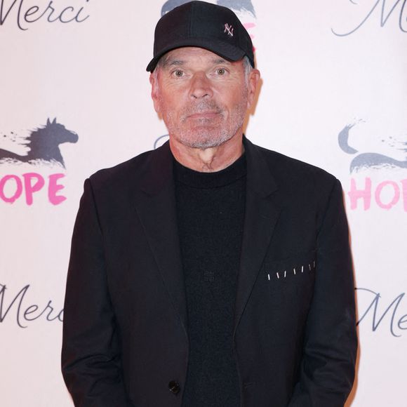 Laurent Baffie participe au Gala HOPE à Paris, France, le 14 octobre 2025. Photo par Jerome Domine/ABACAPRESS.COM