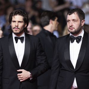 François Civil, Karim Leklou - Montée des marches du film "Novembre" lors du 75ème Festival International du Film de Cannes, le 22 mai 2022.
© Cyril Moreau / Bestimage