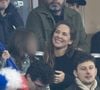 Ensemble, l'acteur et la journaliste ont fondé une famille
Jamel Debbouze avec sa femme Mélissa Theuriau et leur fille Lila Debbouze - Célébrités dans les tribunes du quart de finale de la Ligue des Nations de l'UEFA 2025 "France - Croatie (2-0 / tab 5-4)" au Stade de France à Saint-Denis le 23 mars 2025. © Cyril Moreau/Bestimage