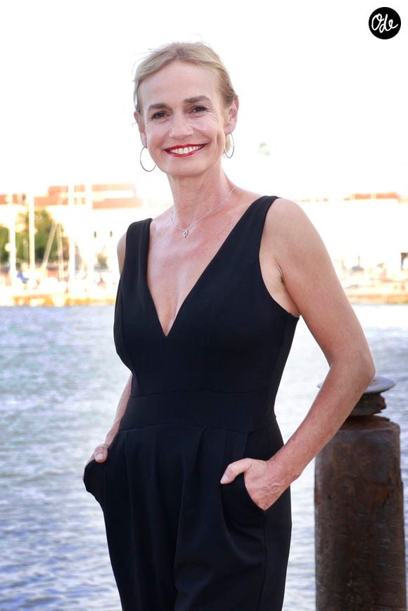 La Présidente du Jury Sandrine Bonnaire - Photocall des membres du jury de la 24ème édition du Festival de la Fiction TV de La Rochelle. Le 13 septembre 2022
© Christophe Aubert via Bestimage