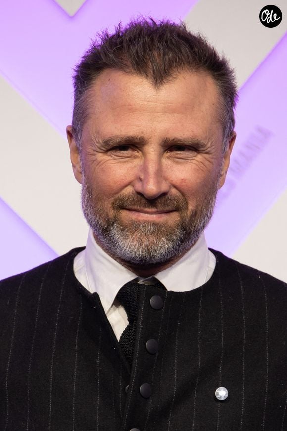 Après une passe difficile, Alexandre Brasseur a retrouvé goût en l'amour avec Isabelle Regourd, rencontré dans le Sud et sur des tournages... 

Alexandre Brasseur assiste à la cérémonie d'ouverture du festival Séries Mania le 15 mars 2024 à Lille, en France. Photo de Sébastien Courdji/Abaca