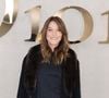 Carla Bruni a soutenu Raphaël Enthoven sur Instagram avec un simple cœur.

Carla Bruni au photocall au défilé Christian Dior Collection Femme Prêt-à-Porter Printemps/Eté lors de la Fashion Week de Paris (PFW), dans le Jardin des Tuileries, à Paris, France. © Olivier Borde/Bestimage
