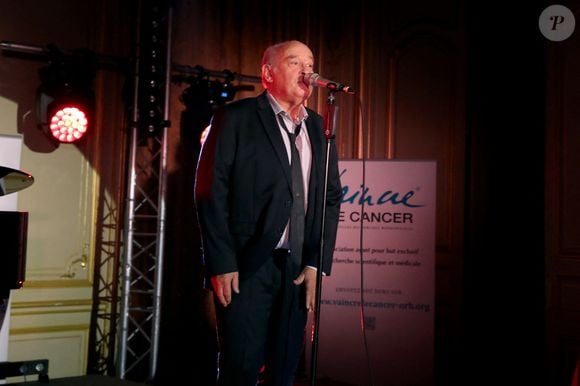 "Ça ne l'a pas changée parce que, grâce à leur mère, je réussissais à m'isoler pour écrire, composer", a-t-il dévoilé. 

Exclusif - Concert de Michel Jonasz (offert pour "Vaincre le cancer") - Soirée de Gala de l’Association "Vaincre le cancer" au Cercle de l'Union Interalliée à Paris, France, le 12 Novembre 2023.  © Bertrand Rindoff / Bestimage