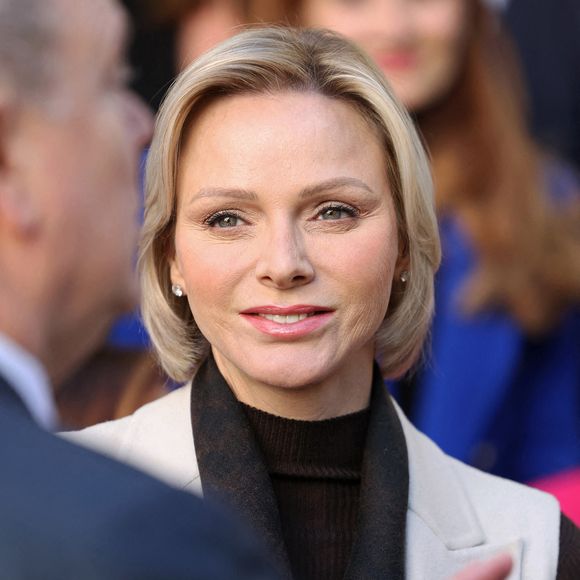 Le Prince Albert II de Monaco et la Princesse Charlene de Monaco assistent à la distribution des cadeaux de la Croix-Rouge le 14 novembre 2024 à Monaco, Monaco. Pascal Le Segretain/Pool/ABACAPRESS.COM