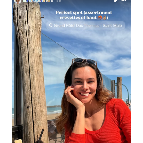 Précisément l'endroit où le couple a passé du bon temps, face à la mer de la célèbre plage du Sillon, à déguster des fruits de mer en terrasse comme s'en est réjouit la médecin de 33 ans en story Instagram

Marine Lorphelin à Saint-Malo avec son compagnon Stan