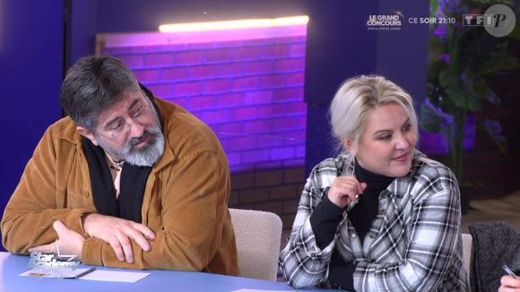 Les évaluations sont cruciales, car les deux élèves ayant obtenu les trois moins bonnes notes seront nommées au prochain prime.

Capture d'écran de TF1 / Marlène Schaff et Papy lors de la quotidienne de la "Star Academy" du 6 janvier 2026