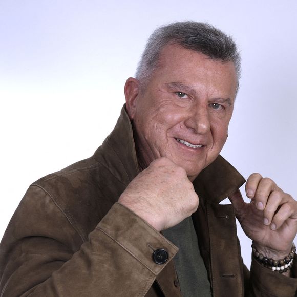 Exclusif - Portrait de Pascal Bataille, qui a récemment révélé être atteint d'un grave cancer des poumons, lors de l'enregistrement de l'émission "Chez Jordan de Luxe" à Paris. Le 11 décembre 2024
© Cédric Perrin / Bestimage
