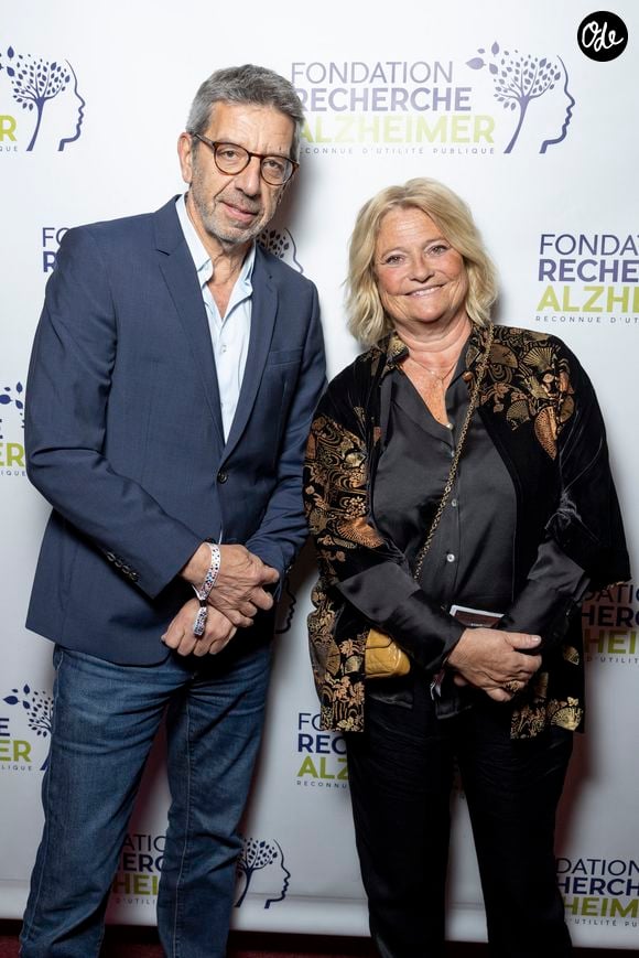 "C’est différent de ce que nous faisions. Elle est tournée vers les téléspectateurs", a-t-elle d'abord confié.

Michel Cymes, Marina Carrère d'Encausse au photocall du concert du gala des 20 ans de la fondation Recherche Alzheimer "2 générations chantent pour la 3ème" à l'Olympia à Paris le 18 mars 2024. © Cyril Moreau / Bestimage