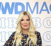 Ils doivent chacun 500 000 dollars d'impôts à la California Franchise Tax Board, ainsi que 37 000 dollars à la banque American Express.

Tori Spelling lors de la mode "90's & 90210" au Mandalay Bay Convention Center de l'hôtel & Casino Mandalay Bay à Las Vegas, Nevada, Etats-Unis, le 6 février 2020.
