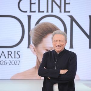 Exclusif - Michel Drucker - Enregistrement de l'émission "Vivement dimanche" spécial Céline Dion au studio Rive gauche, presentée par Michel Drucker. Diffusion sur France 3 le 6 septembre 2026. © Guillaume Gaffiot/Bestimage