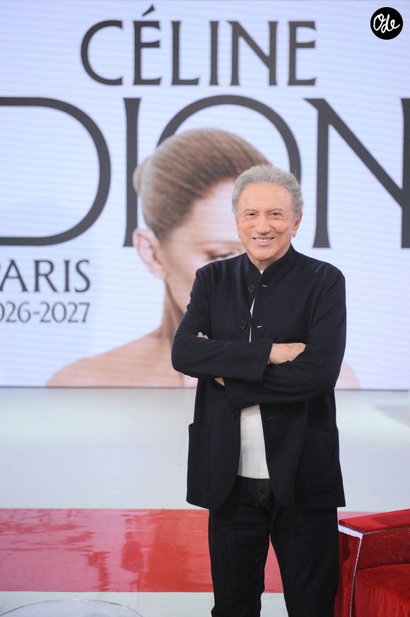 Exclusif - Michel Drucker - Enregistrement de l'émission "Vivement dimanche" spécial Céline Dion au studio Rive gauche, presentée par Michel Drucker. Diffusion sur France 3 le 6 septembre 2026. © Guillaume Gaffiot/Bestimage