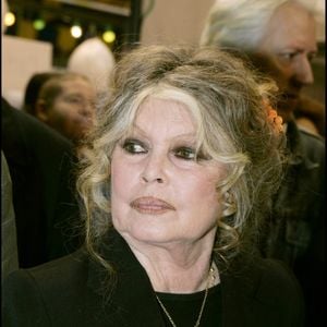 Brigitte Bardot à Levallois-Perret en 2004.