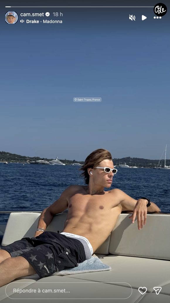 Cameron Smet a posté une photo de ses vacances, en Méditerranée, en Story sur son compte Instagram, le 9 juillet 2026.
