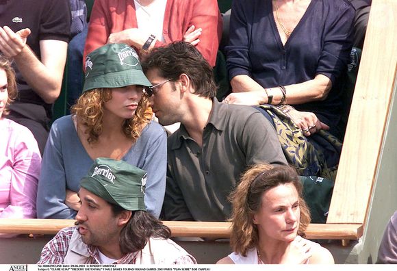 Claire Keim et Frédéric Diefenthal lors du tournoi de Roland-Garros en 2001
©RINDOFF-MARTINEZ / BESTIMAGE