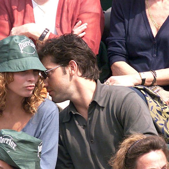 Claire Keim et Frédéric Diefenthal lors du tournoi de Roland-Garros en 2001
©RINDOFF-MARTINEZ / BESTIMAGE