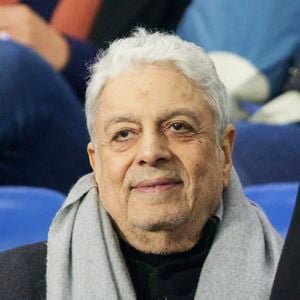 Le chanteur partage sa vie entre Paris et Saint-Tropez

Enrico Macias - Célébrités assistent au match de Ligue des Nations entre la France et l' Israël (0-0) au Stade de France à Saint-Denis le 14 novembre 2024. © Cyril Moreau/Bestimage
