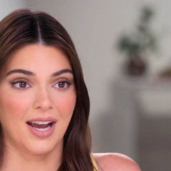 Images de la série HULU "The Kardashians" - Kendall Jenner en interview Backgrid UK/ Bestimage