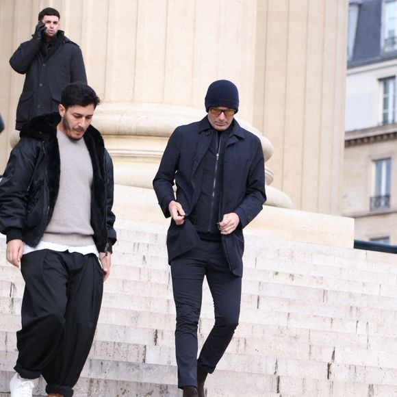 Une première cérémonie a eu lieu à Paris, avec notamment Zinedine Zidane

Zinedine Zidane après la cérémonie d'enterrement de Rolland Courbis à l'église de la Madeleine à Paris, France, le 14 janvier 2026. Rolland Courbis, ancien footballeur français, entraîneur et commentateur médiatique au franc-parler, est décédé à l'âge de 72 ans. Photo par Jerome Domine/ABACAPRESS.COM