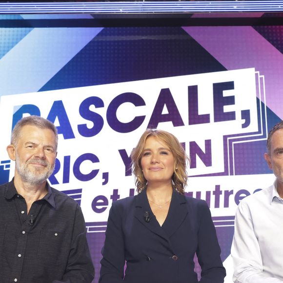 Exclusif - Eric Naulleau, Pascale de la Tour du Pin, Yann Moix, tournage du pilote de « Pascale, Eric, Yann et les autres », Paris, France, le 29 aout 2024. © Jack Tribeca / Bestimage