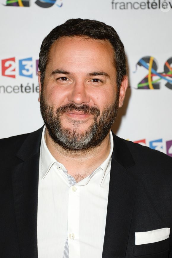 Bruce Toussaint au photocall de France Télévisions, pour la présentation de la nouvelle dynamique 2016-2017, à Paris, le 29 juin 2016.
© Guirec Coadic/Bestimage