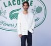 "Meilleur brunch, meilleur cuistot", assure-t-il.

Pierre Niney au photocall du défilé Lacoste Collection Femme Prêt-à-Porter Printemps/Eté 2026 lors de la Fashion Week de Paris (PFW), au Lycée Carnot, à Paris, France, le 5 octobre 2025. © Sam Delpech/Bestimage
