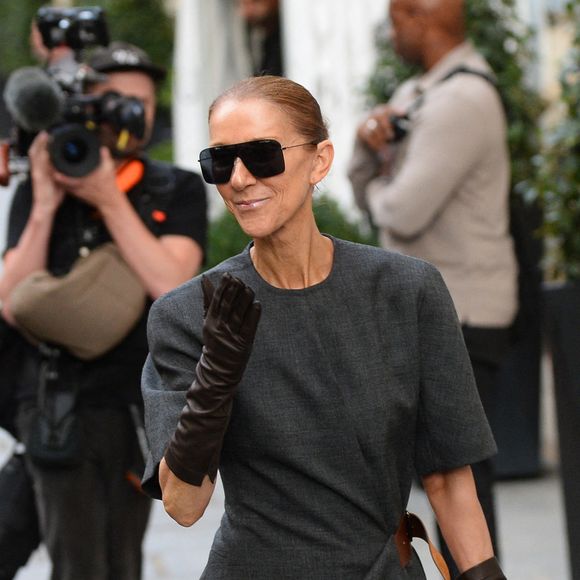 Céline Dion quitte le Royal Monceau pour se rendre aux répétitions de son concert parisien. Paris le 8 Septembre 2026. © Clement Prioli / Bestimage