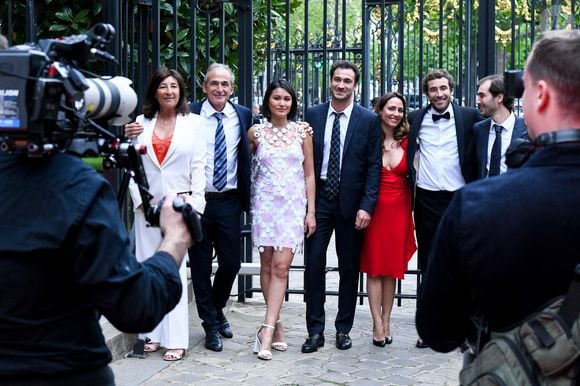 La famille Kretz : "L'Agence" sur TMC  : Sandrine et Olivier Kretz, Valentin et sa femme Charina Sarte, Martin et sa femme Eve von Romberg et Louis - Soirée de gala des 50 ans de la Fondation Claude Pompidou à l'Hôtel Marcel Dassault à Paris le 12 avril 2022.

Rachid Bellak / LMS / Bestimage