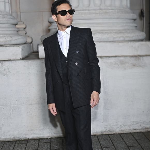 L'actrice a pu croiser Rami Malek.

Rami Malek lors du photocall du Défilé de mode Saint Laurent Collection Homme Printemps-Été 2026 dans le cadre de la Fashion Week de Paris, France, le 27 janvier 2026.
 
© Olivier Borde / Bestimage