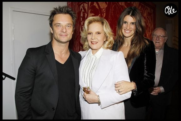 David Hallyday a récupéré la moitié de cette maison dans la Villa Montmorency.

David Hallyday, Sylvie Vartan et Alexandra Pastor à la Salle Pleyel le 23 novembre 2011. © AGENCE / BESTIMAGE