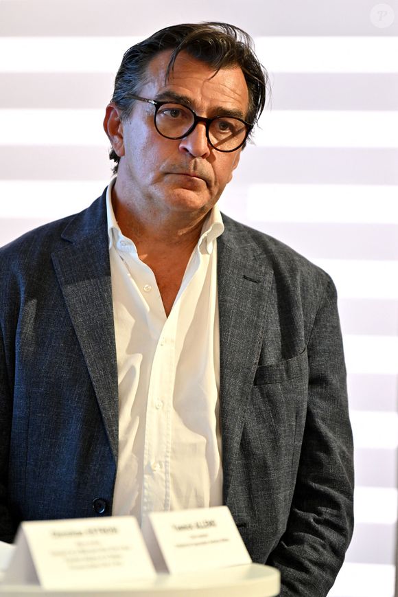 Ce palace de la Belle Époque vient de rouvrir après vingt ans de sommeil.

Christian Estrosi, le maire de Nice, et Yannick Alleno, le chef de cuisine étoilé endeuillé par la mort de son fils Antoine, tué par un chauffard, ont signé, à la mairie de Nice, le 13 septembre 2024, une convention de partenariat avec l'association Antoine Alleno pour accompagner les familles des victimes des violences routières.
 © Bruno Bebert/bestimage