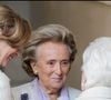 Bernadette Chirac fait partie des femmes de présidents qui ont laissé une trace indélébile auprès des Français. Épouse de Jacques Chirac, Bernadette Chirac est décédée le 5 juin 2026 à 93 ans, rejoignant ainsi son mari ainsi que leur première fille, Laurence.

Bernadette Chirac, Line Renaud et Michele Laroque - Mariage de Claude Chirac et Frédéric Salat Baroux à la mairie du VIe arrondissement de Paris le 11 février 2011 - JACOVIDES-BORDENAVE / BESTIMAGE