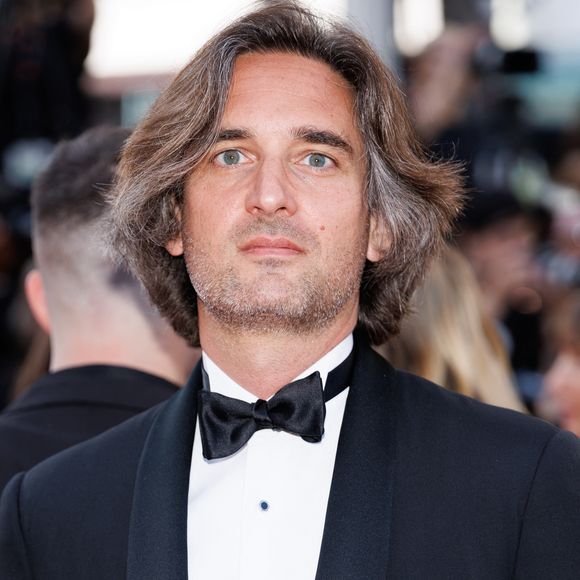 Sans surprise, d'innombrables grandes figures du 7ème art étaient de la partie pour découvrir l'oeuvre qui sortira au cinéma le 21 mai prochain à l'instar d'Andie MacDowell, Zoé Saldana ou encore Eva Longoria !

Dimitri Rassam - Montée des marches du film « Mission Impossible : The Final Reckoning » lors du 78ème Festival International du Film de Cannes, au Palais des Festivals à Cannes. © Jacovides-Moreau / Bestimage