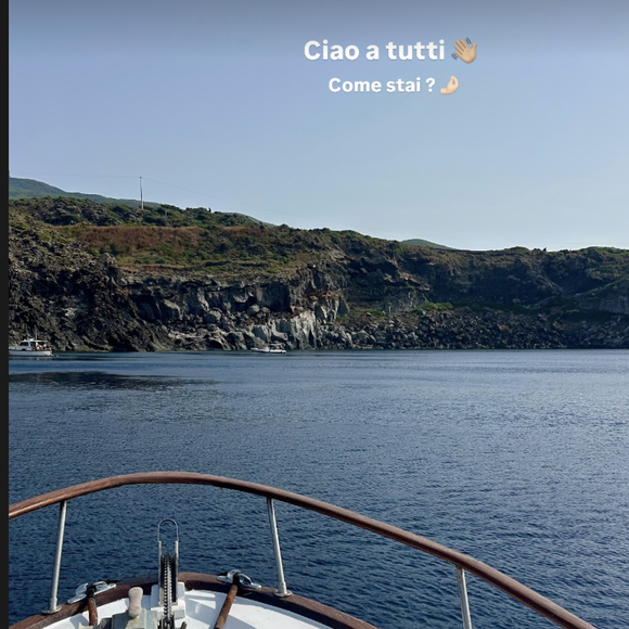 Journaliste culinaire, elle partage ses escapades gustatives sur les réseaux sociaux, entre spécialités siciliennes et créations maison.

Valentine Sled en vacances en Italie avec son père Pierre Sled