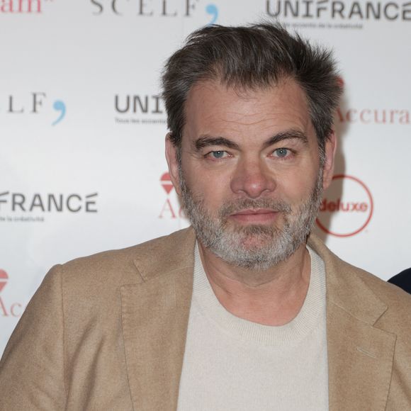 Mais il n’est pas fils unique. 

Clovis Cornillac - 32ème cérémonie des Trophées du film français à l'hôtel Intercontinental à Paris le 4 février 2025. © Coadic Guirec/Bestimage