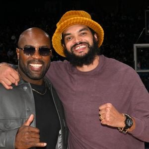 .... et Joakim.
Teddy Riner et Joakim Noah - Match de gala NBA Jam team Teddy Riner contre team Esteban Ocon lors du NBA Paris Games 2025 à L'Accor Arena Bercy le 24 janvier 2025 © Ramsamy Veeren / Bestimage