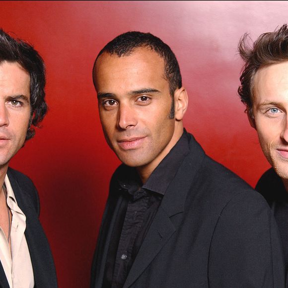 EXCLUSIF. Les membres du groupe français 2Be3- (Filip, Adel et Frank) se réunissent à Paris, France, en avril 2004. Photo Grégoire Mahler/KORAVA/ABACA.