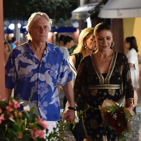 Michael Douglas et sa femme  Catherine Zeta-Jones en vacances à Portofino en Italie le 31 juillet 2019. (Backgrid UK/ Bestimage).