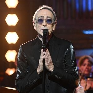 Exclusif - Alain Chamfort - Enregistrement de l'émission "Le Grand Echiquier : Spéciale Dalida" à l'Opéra royal de Versailles, présentée par C.Chazal et A.Manoukian, et diffusée sur France 2, le 18 mars 2025. © Guillaume Gaffiot/Bestimage