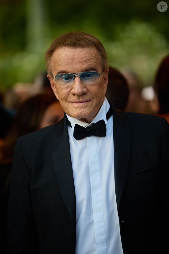 Toujours très affecté par cette perte, la star d'Highlander considère aujourd'hui que l'observation de ce frère si touchant et humain a été sa plus belle école de théâtre.

Christophe Lambert - Arrivées au Lido pour le 81ème Festival International du Film de Venise, la Mostra. Le 1er septembre 2024
Action Press / Bestimage