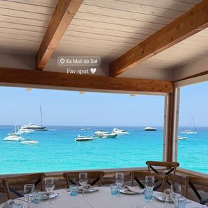 Mathilde Cappelaere : La future madame Deschamps fait son enterrement de vie de jeune fille partie 2 à Ibiza